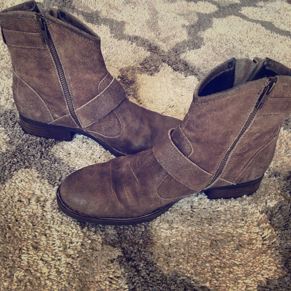 Born suede leather booties -10